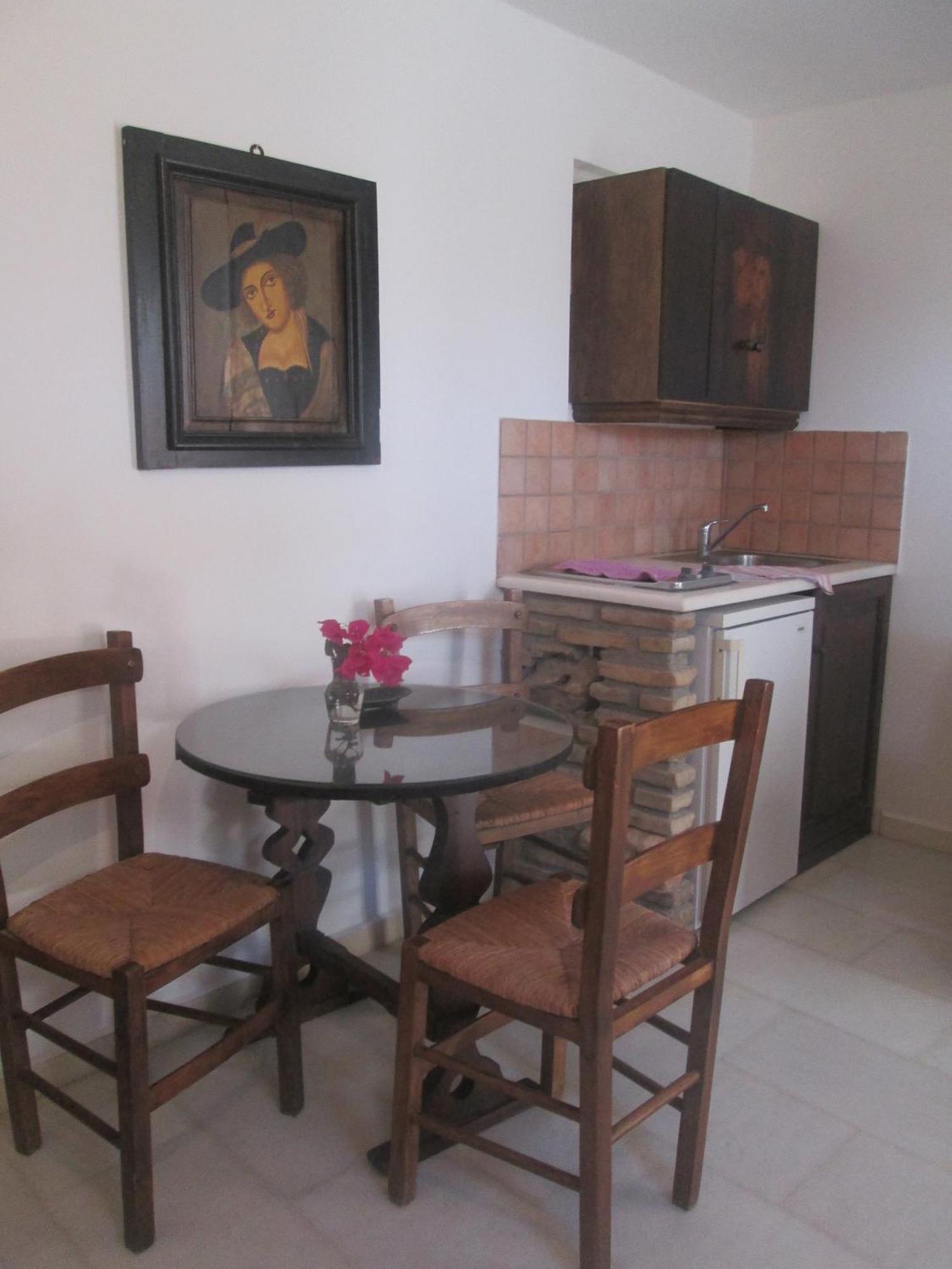 Villa Danai Agia Anna  Luaran gambar